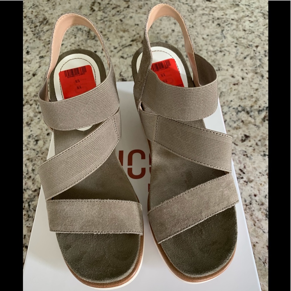 Lucca Lane open toe wedges new w/tags